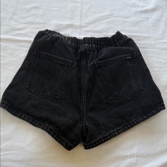 RVCA Classic Black Women's Jeans Shorts - Picture 3 of 6